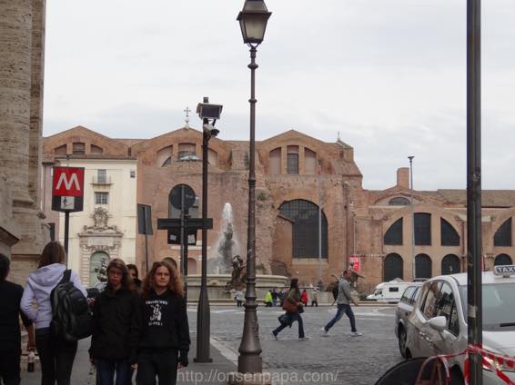 スペイン広場 ローマ 新婚旅行 01753