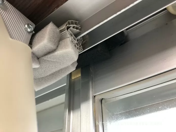 窓用エアコン　雨　防犯 冷える IMG 4918