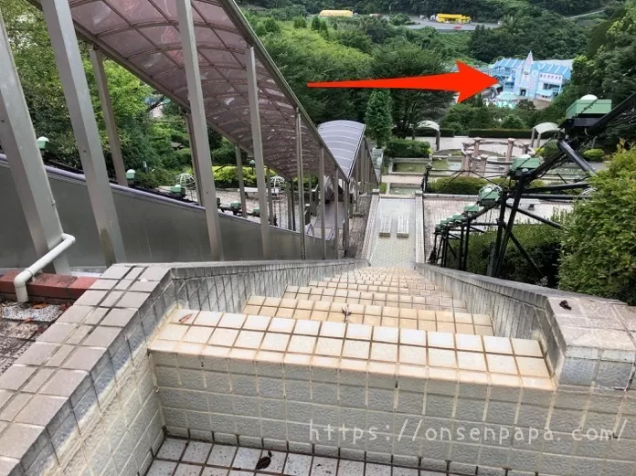 ハーモニーランド　雨の日 パレードパラレル IMG 6869